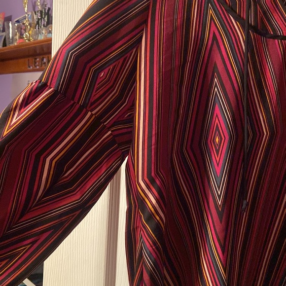 COPY - Maurice’s Blouse XXL 💜 - Picture 2 of 8